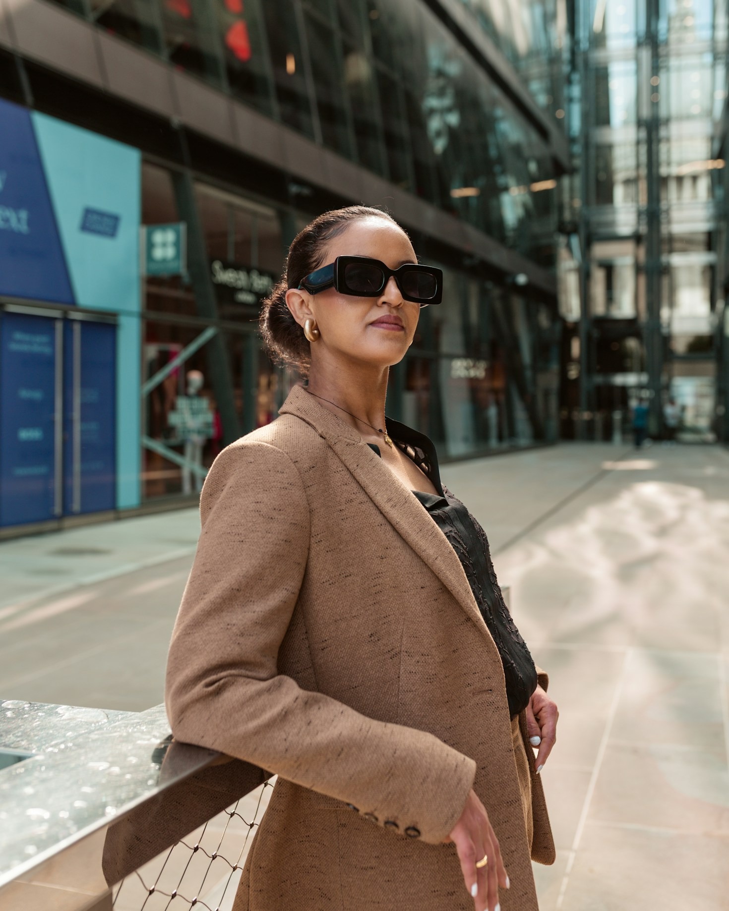 Mastering the Art of Mixing Elegance and Ease